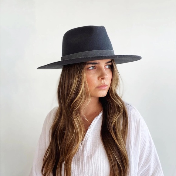 RIVER - DARK GREY - Picture 5 of 5